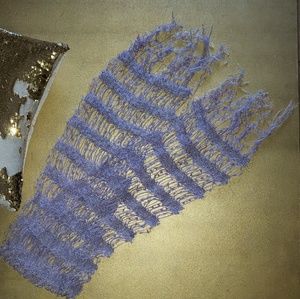 Shimmery lilac scarf